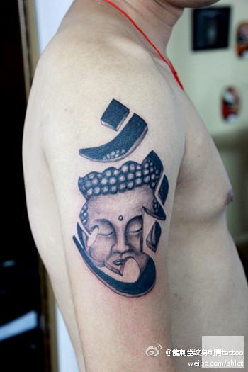 上海纹身店龙刺堂纹身作品：手臂个性肖像纹身