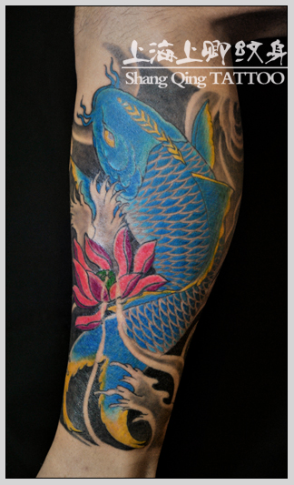 上海上卿纹身作品：鲤鱼纹身图案
